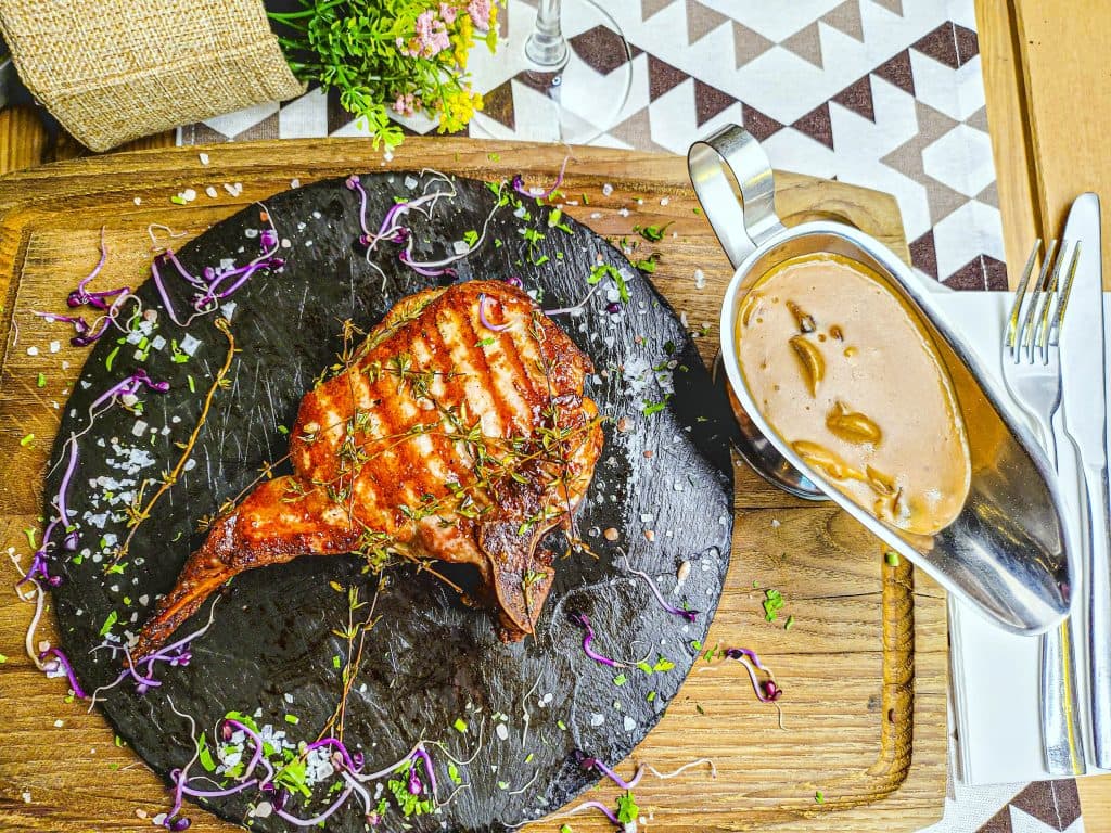 serviciu personalizat la urban kitchen piatto 77
